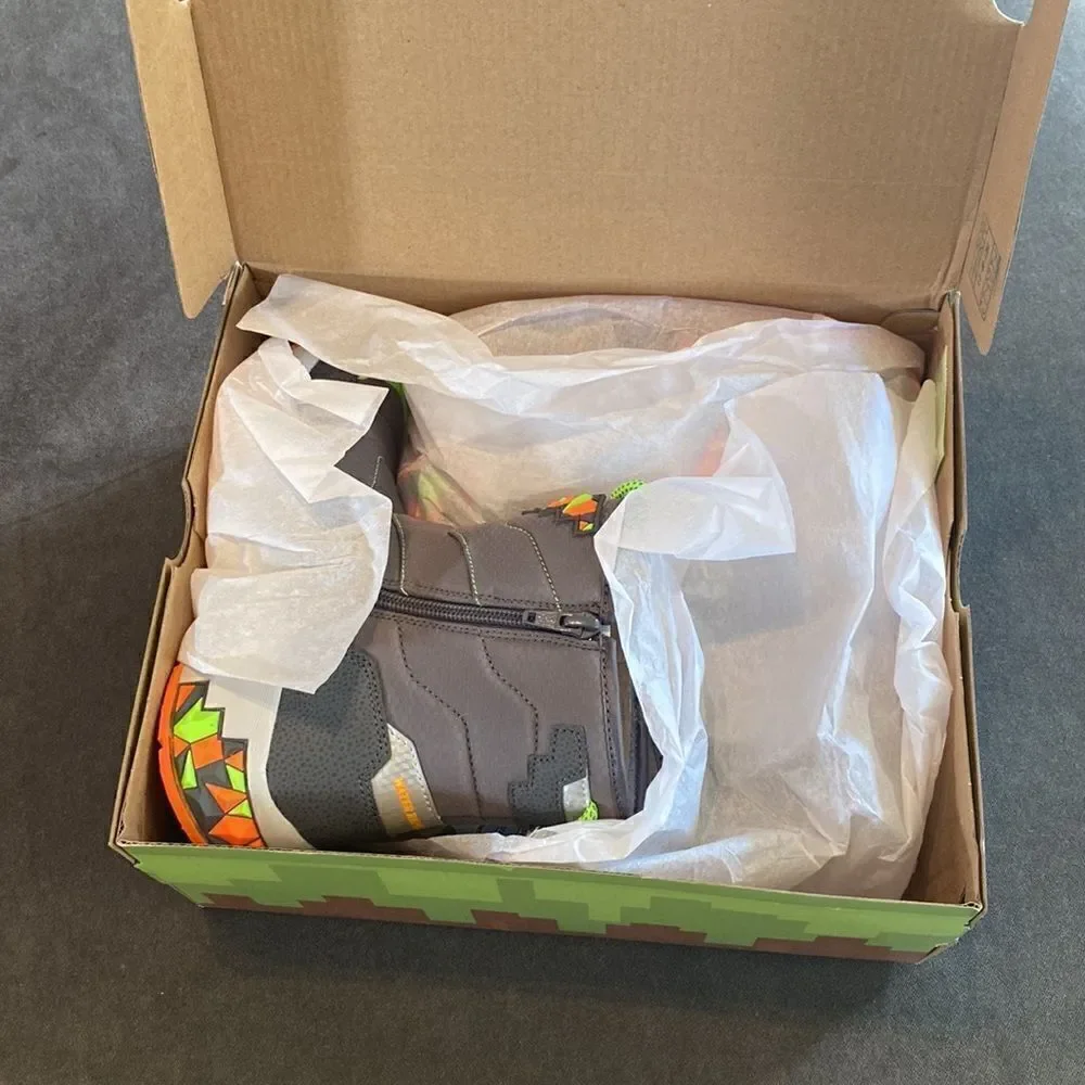 Sport by Skechers Boy’s Zuko Gray Water Repellant Zip Up Boots Size 2 NWT